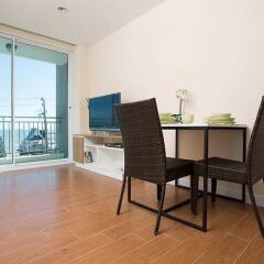 Апартаменты BBG Seaside Luxurious Service Apartment балкон