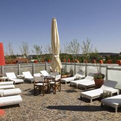 Avalon Hotel пляж
