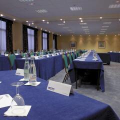 Отель Holiday Inn Paris - Charles de Gaulle Airport