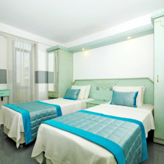 Blue Palace Hotel & Family комната для гостей фото 3