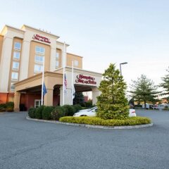 Отель Hampton Inn & Suites Staten Island США, Нью-Йорк - отзывы, цены и фото номеров - забронировать отель Hampton Inn & Suites Staten Island онлайн парковка