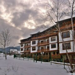 Отель Green Life Resort Bansko Болгария, Банско - отзывы, цены и фото номеров - забронировать отель Green Life Resort Bansko онлайн приотельная территория