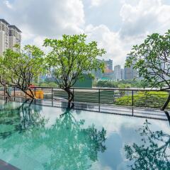 Отель Troika KLCC Hotel Suite Малайзия, Куала-Лумпур - отзывы, цены и фото номеров - забронировать отель Troika KLCC Hotel Suite онлайн бассейн фото 3
