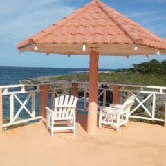 Отель Emerson Paradise Villas Ямайка, Монастырь - отзывы, цены и фото номеров - забронировать отель Emerson Paradise Villas онлайн балкон