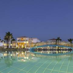 Отель Neptune Hotels Resort and Spa Греция, Калимнос - отзывы, цены и фото номеров - забронировать отель Neptune Hotels Resort and Spa онлайн бассейн