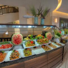 Hotel Golden Lotus - All Inclusive питание