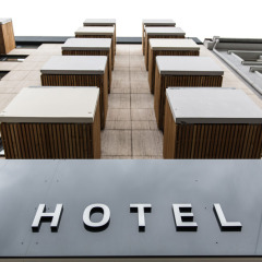 Отель BOLD Hotel München Zentrum Германия, Мюнхен - 10 отзывов об отеле, цены и фото номеров - забронировать отель BOLD Hotel München Zentrum онлайн бассейн