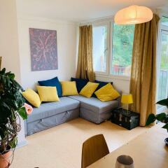 Отель Bright and Spacious 2 Bedroom Maisonette in Central London With Balcony Лондон комната для гостей фото 2