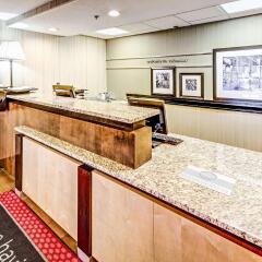 Отель Hampton Inn Columbus I-70E/Hamilton Road США, Колумбус - отзывы, цены и фото номеров - забронировать отель Hampton Inn Columbus I-70E/Hamilton Road онлайн интерьер отеля фото 2
