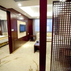 New Era Hotel фитнесс-зал