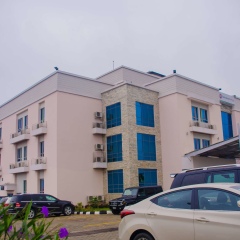 Отель Best Western Plus Ibadan парковка