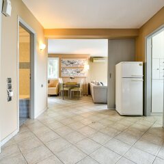 Отель Beachside Bungalows Греция, Афины - отзывы, цены и фото номеров - забронировать отель Beachside Bungalows онлайн удобства в номере фото 2