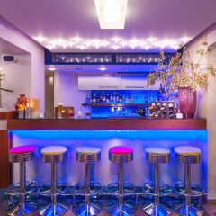 Tropical Hotel Афины гостиничный бар