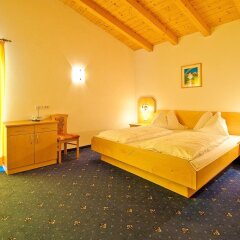 Отель Feuerstein Nature Family Resort Горнолыжный курорт Ортлер комната для гостей фото 3