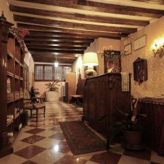 Hotel Mezzo Pozzo интерьер отеля