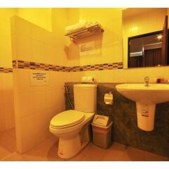 Отель The Bedroom Kata Beach ванная