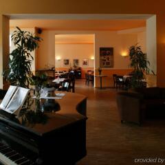 Hotel Riehmers Hofgarten интерьер отеля