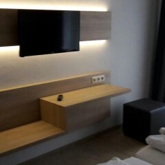 Ahorn Hotel Мюнхен сейф в номере