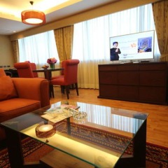 Апартаменты Rembrandt Towers Serviced Apartments Бангкок комната для гостей фото 5