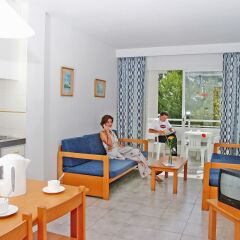 Отель Apartamentos HSM Lago Park в номере