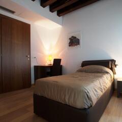 Отель The Lion's House APT4 Италия, Венеция - отзывы, цены и фото номеров - забронировать отель The Lion's House APT4 онлайн комната для гостей фото 4