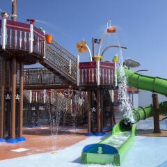 Отель DoubleTree by Hilton Resort & Spa Marjan Island детские мероприятия