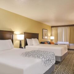 Отель La Quinta Inn & Suites Logan комната для гостей фото 4