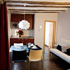 Апартаменты Apartments Ciutat Vella в номере