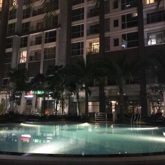 Апартаменты Vinhomes Central Park - Luxury Apartment бассейн
