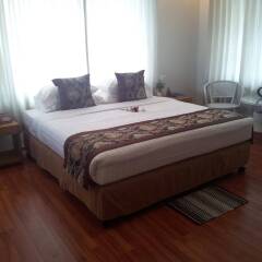 WEStay at the Grand Nyaung Shwe Hotel комната для гостей фото 2