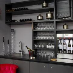 Hotel Mademoiselle гостиничный бар