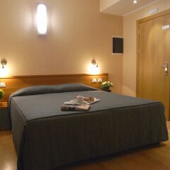Отель Eurohotel Милан сейф в номере