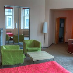 Hotel Democrat on Kamennoostrovsky 26-28 комната для гостей