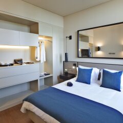 Апартаменты Lisbon Five Stars Apartments 8 Building комната для гостей