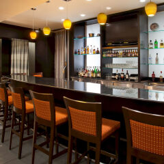 Отель Holiday Inn Columbus - Hilliard Колумбус гостиничный бар