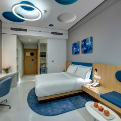 Al Khoory Inn in Dubai, United Arab Emirates from 97$, photos, reviews - zenhotels.com guestroom photo 3