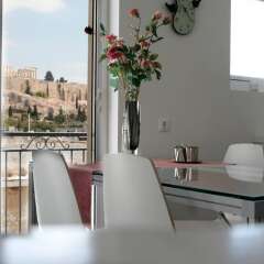 Отель Mind-blowing Acropolis View Apt Афины в номере