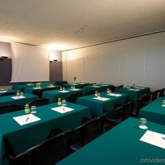 Eur Hotel Milano Fiera Треццано-суль-Навиглио помещение для мероприятий фото 2
