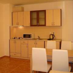 Отель Saint Elena Apartcomplex в номере фото 5