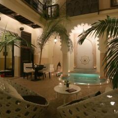 Отель Riad Ambre Et Epices Марокко, Марракеш - отзывы, цены и фото номеров - забронировать отель Riad Ambre Et Epices онлайн бассейн фото 2