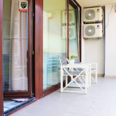 Апартаменты JessApart - Triton Park Apartment балкон