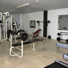 Отель Hostal Pizarro фитнесс-зал