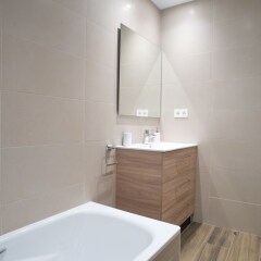 Отель Santa Mónica La Zurriola Iberorent Apartments Испания, Сан-Себастьян - отзывы, цены и фото номеров - забронировать отель Santa Mónica La Zurriola Iberorent Apartments онлайн ванная