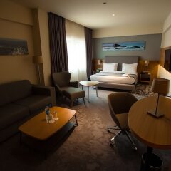 Гостиница Holiday Inn Aktau - Seaside Казахстан, Актау - отзывы, цены и фото номеров - забронировать гостиницу Holiday Inn Aktau - Seaside онлайн комната для гостей фото 4