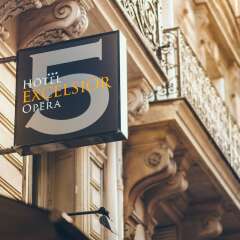Отель Hôtel Excelsior Opéra с домашними животными