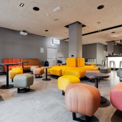 Отель a&o Frankfurt Ostend Германия, Франкфурт-на-Майне - отзывы, цены и фото номеров - забронировать отель a&o Frankfurt Ostend онлайн интерьер отеля фото 2