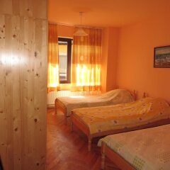 Отель Guest House Daskalov Боженци комната для гостей