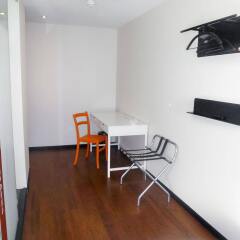 Отель easyHotel Den Haag удобства в номере фото 2