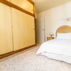 Отель Edicicio Sol Playa | 5 Pax | First Line | 3652-AW Испания, Фуэнхирола - отзывы, цены и фото номеров - забронировать отель Edicicio Sol Playa | 5 Pax | First Line | 3652-AW онлайн комната для гостей