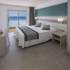 Отель 4R Miramar Calafell Испания, Калафель - 4 отзыва об отеле, цены и фото номеров - забронировать отель 4R Miramar Calafell онлайн комната для гостей фото 3